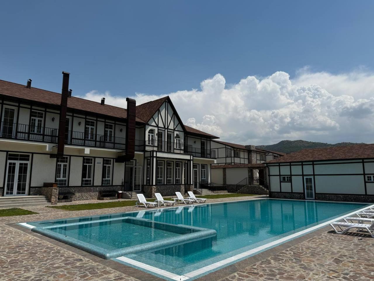 Pana Hotel Gazalkent Bagian luar foto