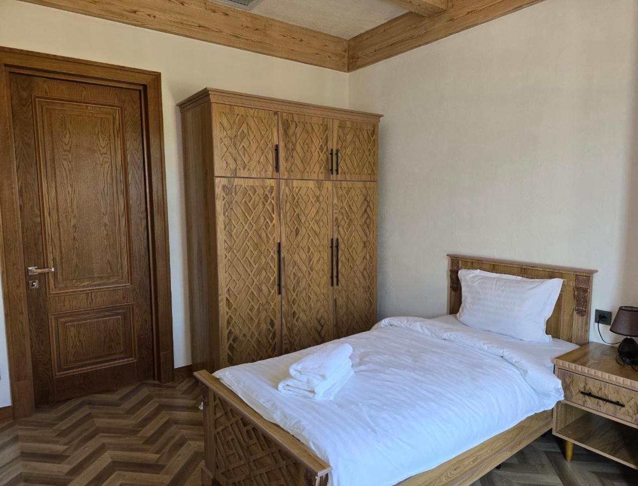 Pana Hotel Gazalkent Bagian luar foto